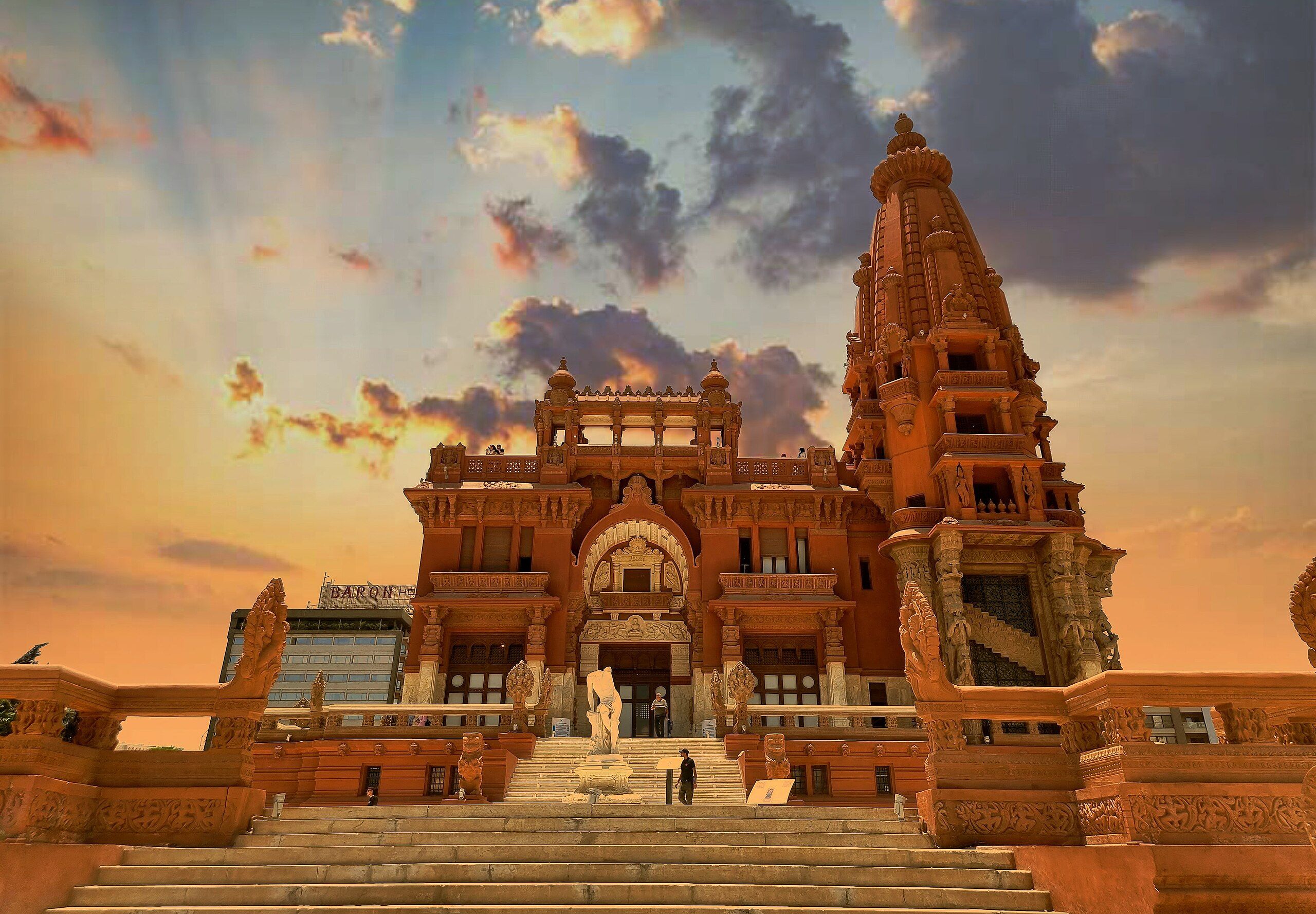 en-cairos-most-mysterious-mansion-inside-baron-palace
